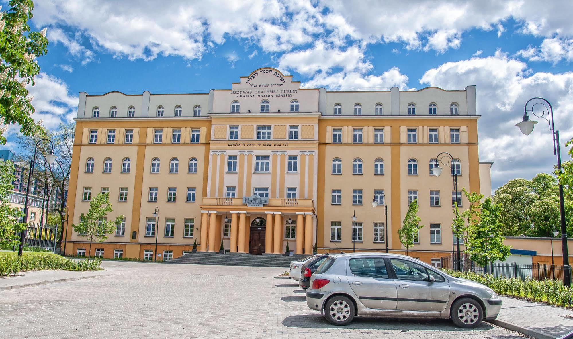 Hotel Ilan Lublin Bagian luar foto