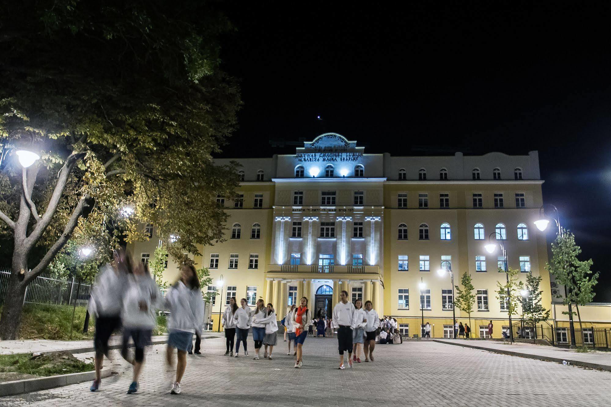 Hotel Ilan Lublin Bagian luar foto